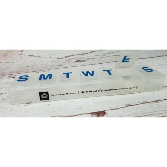 Blue Letter Vitamin Pill Reminder Container Organizer Dispenser 7 Day Storage - Picture 2 of 9